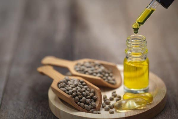 hemp seeds and oil